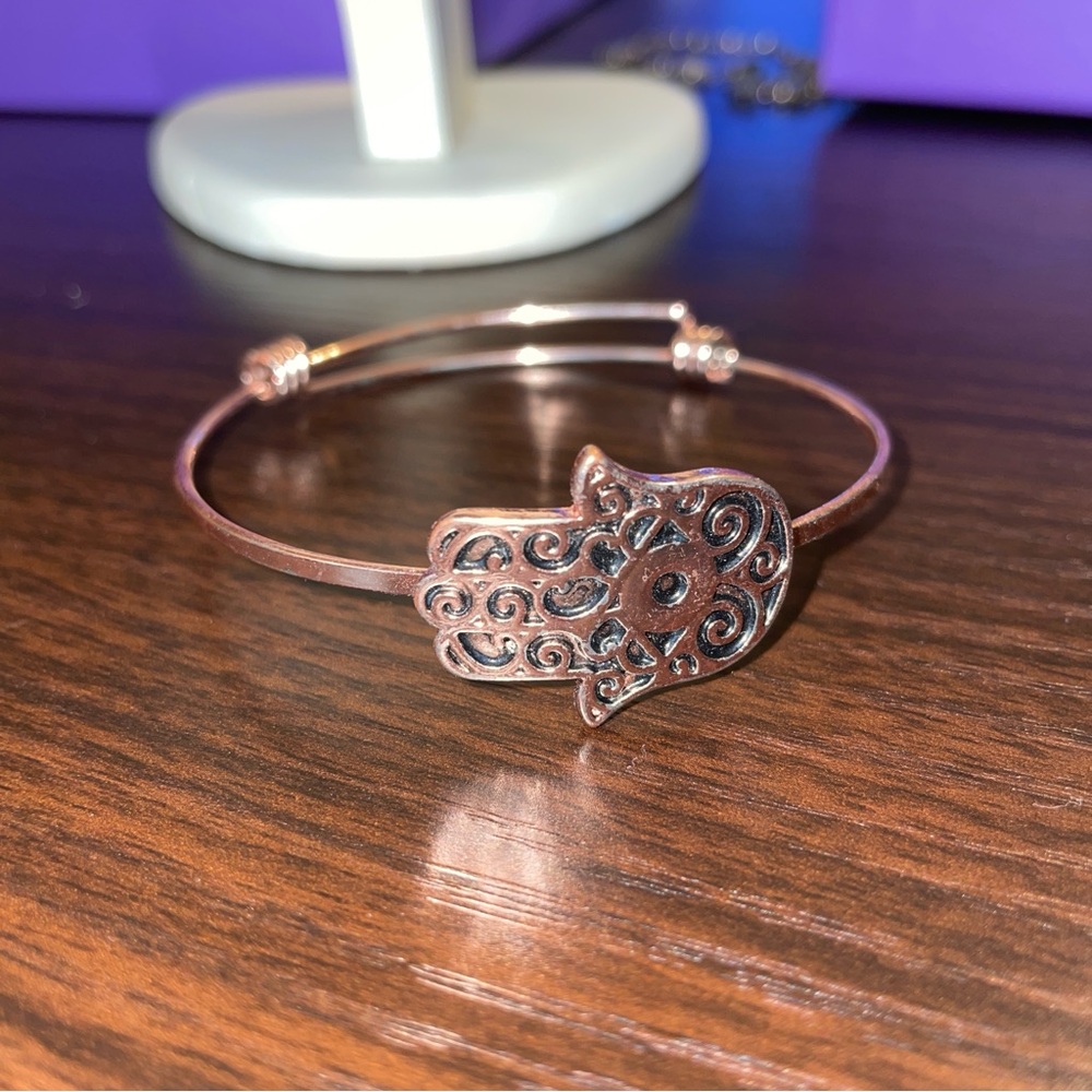 Hamsa Adjustable Bangle with a fabulous design
